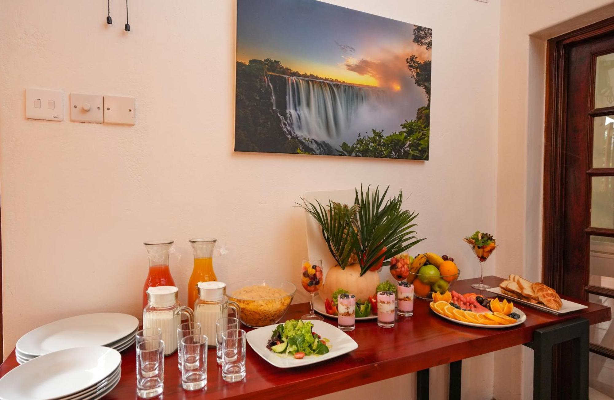 Bed and Breakfast The Little Outlook Victoria Falls Exteriér fotografie